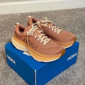 Hoka Bondi 8